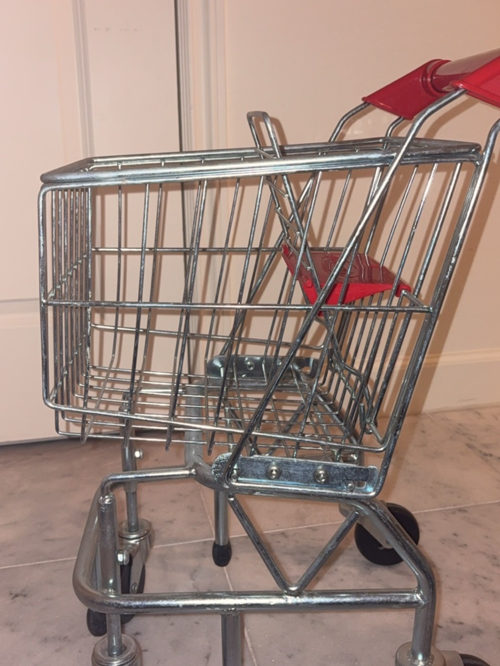 Toy  Mini Shopping Cart in Silver and Red